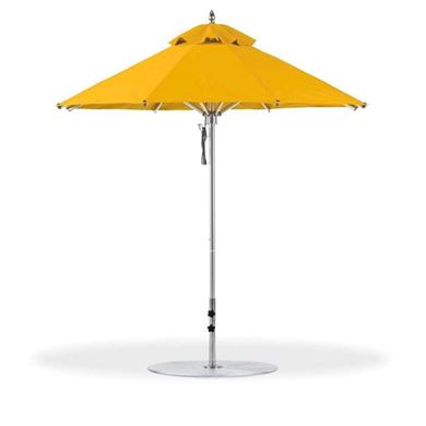 7.5 Ft. Octagonal Aluminum Market Umbrella