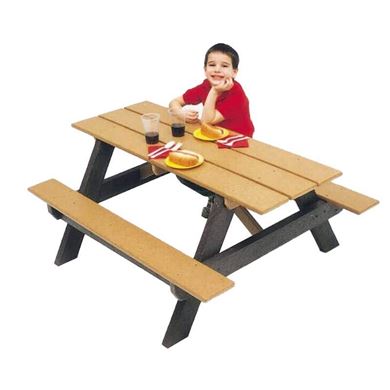 4 ft Child Recycled Plastic Picnic Table